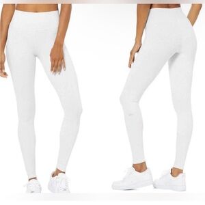 Alo 7/8 airlift legging in white